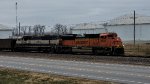 BNSF 8594